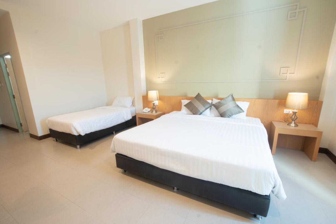 Sino Mansion Hotel Ranong Bagian luar foto