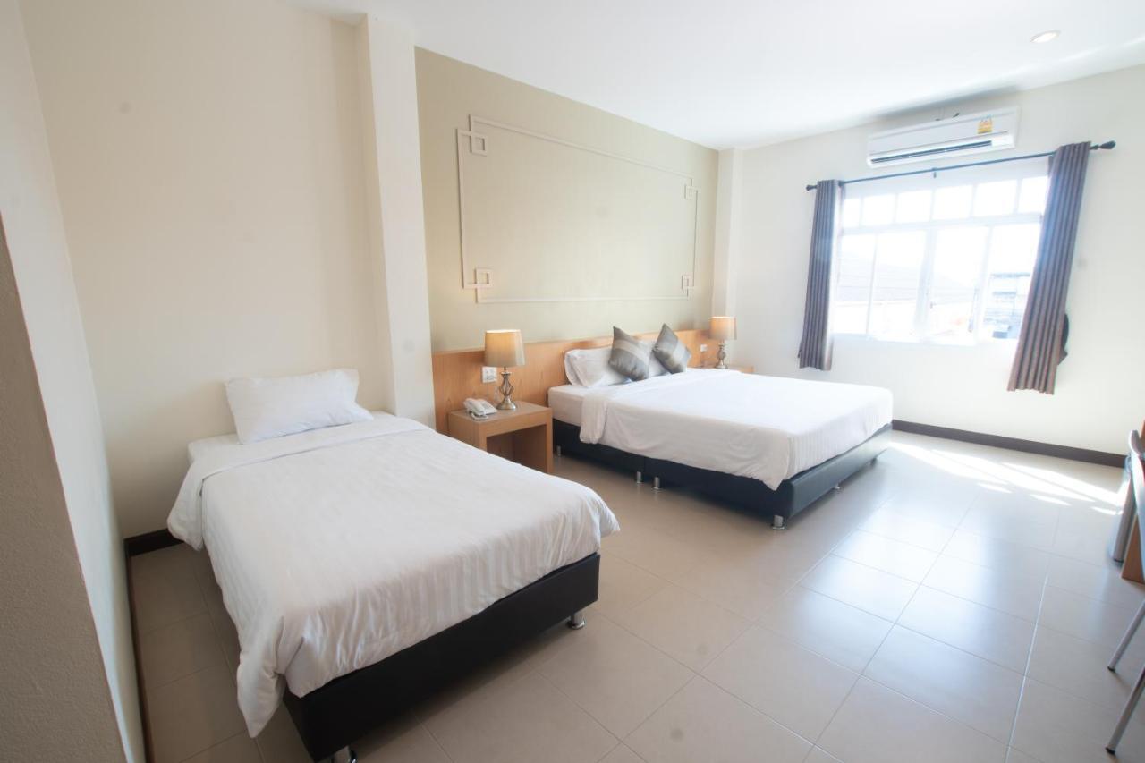 Sino Mansion Hotel Ranong Bagian luar foto
